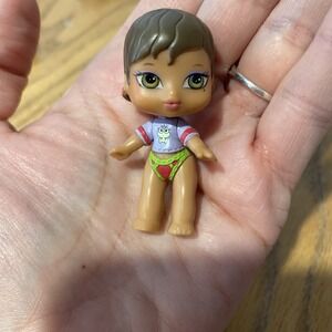Itsy Bitsy Bratz Babyz Bobblehead Doll Yasmin?